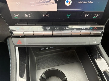 Image véhicule  Renault AUSTRAL (35)