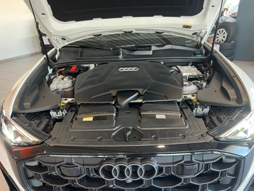 Image véhicule  Audi Q8 (27)