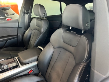 Image véhicule  Audi Q8 (25)