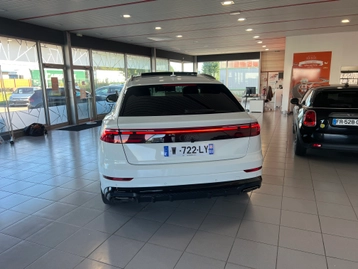Image véhicule  Audi Q8 (8)