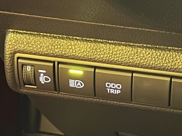 Image véhicule  Toyota COROLLA TOURING SPORT (13)