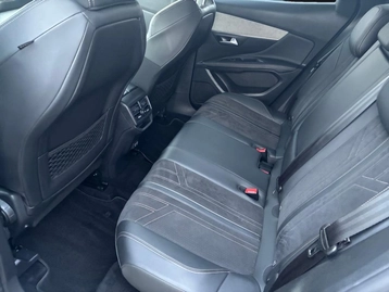 Image véhicule Peugeot 3008 (11) Image véhicule Peugeot 3008 (11)