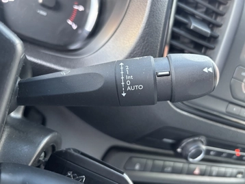 Image véhicule  Peugeot EXPERT (10)