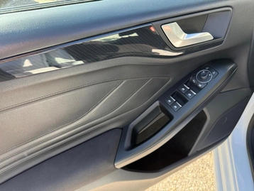 Image véhicule  Ford FOCUS SW (20)