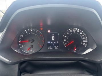 Image véhicule  Renault CAPTUR (23)