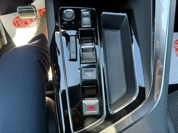 Image véhicule  Peugeot 5008 (29)