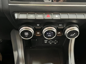 Image véhicule  Renault CAPTUR (10)