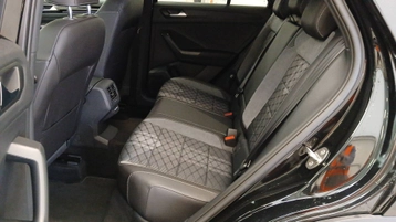Image véhicule  Volkswagen T-ROC (15)