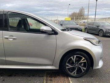 Image véhicule  Toyota YARIS (7)