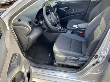 Image véhicule  Toyota YARIS (2)