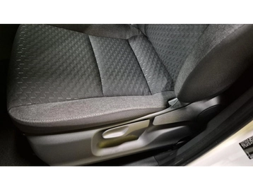 Image véhicule Toyota YARIS CROSS (6) Image véhicule Toyota YARIS CROSS (6)