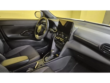 Image véhicule  Toyota YARIS CROSS (27)