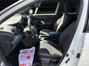 Image véhicule  Toyota YARIS CROSS (17)