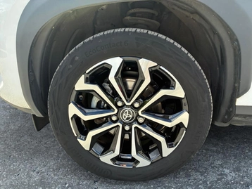 Image véhicule  Toyota YARIS CROSS (6)