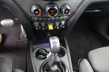 Image véhicule  Mini COUNTRYMAN (11)