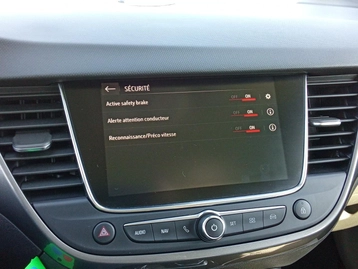 Image véhicule Opel CROSSLAND (11) Image véhicule Opel CROSSLAND (11)