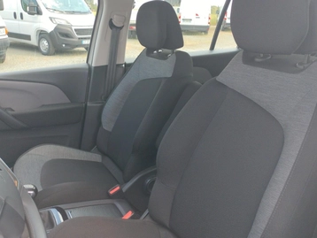 Image véhicule  Citroën GRAND C4 SPACETOURER (20)