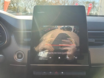 Image véhicule  Renault ARKANA (23)