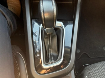 Image véhicule  Renault ARKANA (30)