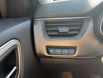 Image véhicule  Renault ARKANA (17)