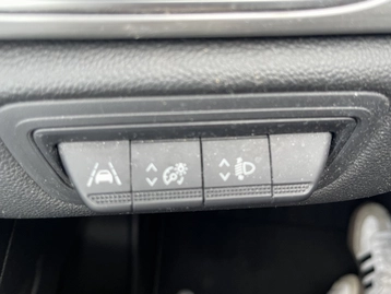 Image véhicule  Renault CAPTUR (25)