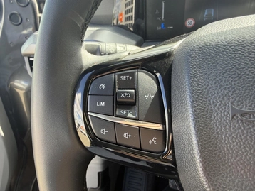 Image véhicule  Ford Tourneo Custom (12)