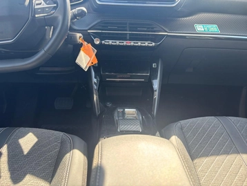 Image véhicule  Peugeot 208 (14)