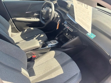 Image véhicule  Peugeot 208 (18)