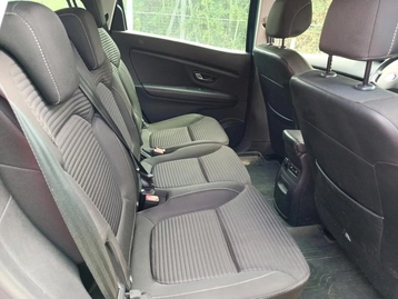 Image véhicule  Renault GRAND SCENIC (2)