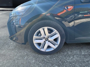 Image véhicule  Renault CLIO (6)