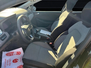 Image véhicule  Renault CLIO (16)