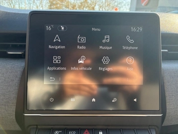 Image véhicule  Renault CLIO (28)