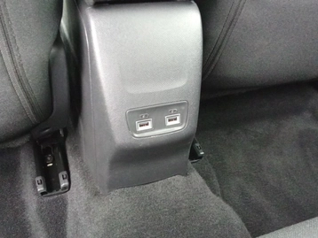 Image véhicule  Peugeot 208 (27)