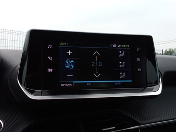 Image véhicule  Peugeot 208 (9)