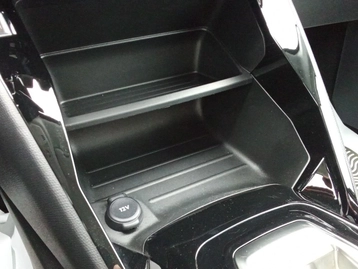 Image véhicule  Peugeot 208 (13)