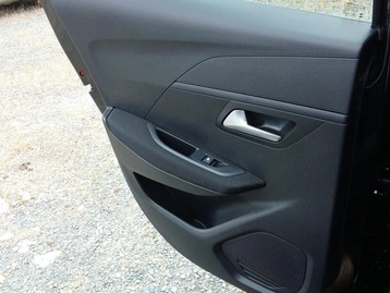 Image véhicule  Peugeot 208 (31)