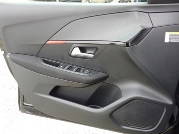 Image véhicule  Peugeot 208 (46)