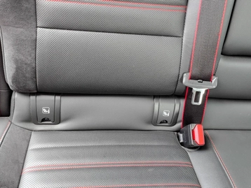 Image véhicule  Renault ARKANA (51)
