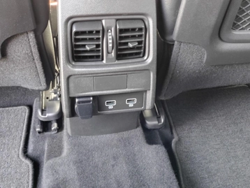 Image véhicule  Renault ARKANA (17)