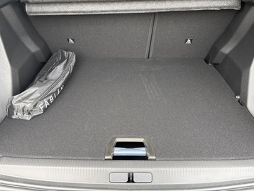 Image véhicule  Peugeot 2008 (2)