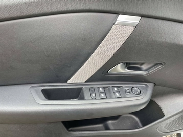 Image véhicule  Citroën C4 (11)