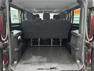 Image véhicule  Renault TRAFIC (5)