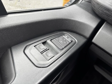 Image véhicule  Renault TRAFIC (26)