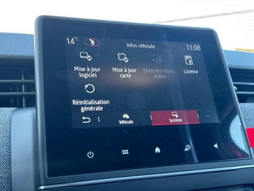 Image véhicule Renault CLIO (45) Image véhicule Renault CLIO (45)