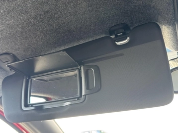 Image véhicule Renault CLIO (37) Image véhicule Renault CLIO (37)