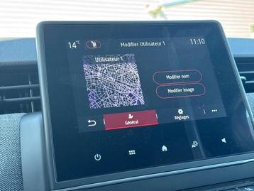 Image véhicule  Renault CLIO (54)