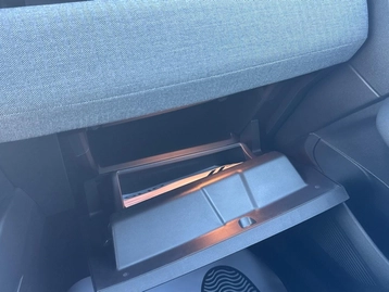 Image véhicule Renault CLIO (35) Image véhicule Renault CLIO (35)