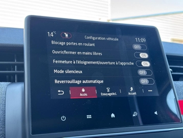 Image véhicule Renault CLIO (48) Image véhicule Renault CLIO (48)