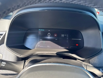 Image véhicule Renault CLIO (15) Image véhicule Renault CLIO (15)