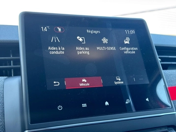 Image véhicule Renault CLIO (46) Image véhicule Renault CLIO (46)